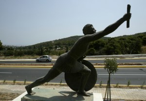 Statue of Pheidippides along the Marathon Road
